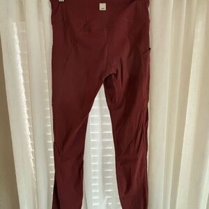 Vuori Burgundy Active Leggings